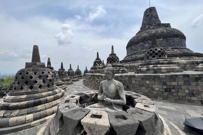 Ngôi đền Phật giáo lớn nhất thế giới ở Indonesia tái sinh sau thời gian bảo tồn-0