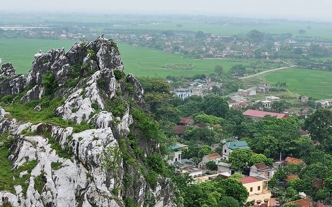 Chùa Thầy: Điểm tâm linh đẹp và yên bình của Thủ đô-5