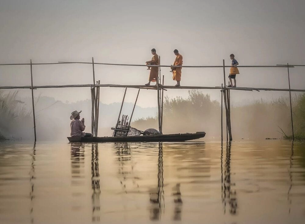 Chấp nhận “Ái sinh thì buồn khổ sinh” để sống nhẹ nhàng trước thuận nghịch cuộc đời-0