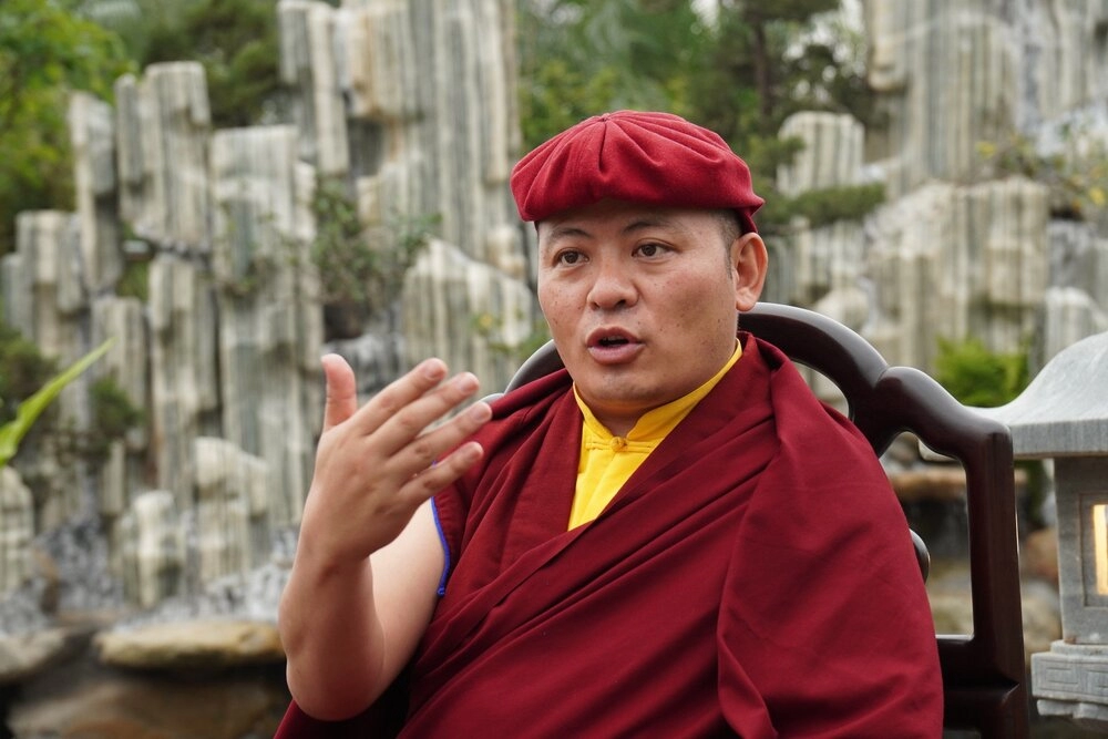 Đức Drukpa Thuksey Rinpoche: Hãy tìm nguồn vui sống và cảm hứng bên ngoài chiếc màn hình điện thoại-0