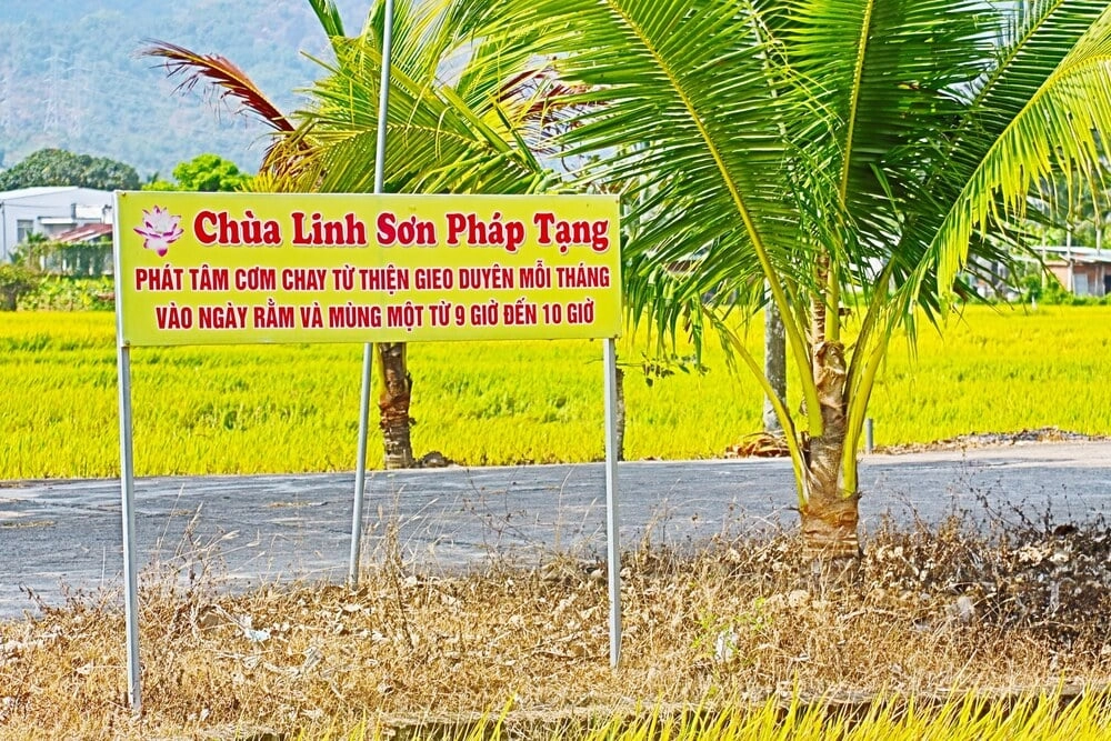 Bút ký về ngôi chùa Linh Sơn Pháp Tạng-2