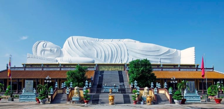 Chiêm ngưỡng những tượng Phật lớn nhất Việt Nam-7