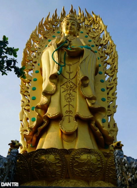 Chiêm ngưỡng tượng Phật đôi Quan Âm cao nhất Việt Nam-1