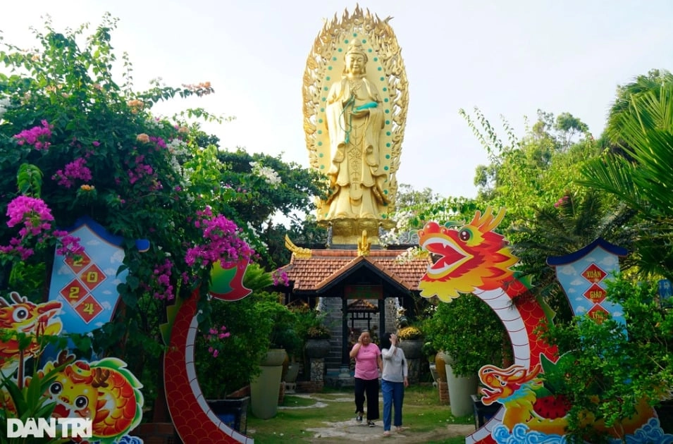 Chiêm ngưỡng tượng Phật đôi Quan Âm cao nhất Việt Nam-4