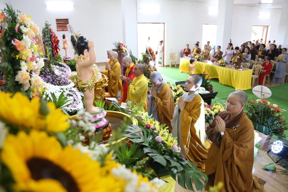 Thái Bình: Chùa Phúc Duyên tổ chức đại lễ Phật đản PL.2568 và đúc tượng Phật Thích Ca-2