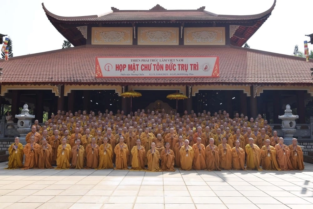 Hòa thượng Thích Thanh Từ chứng minh buổi họp mặt chư vị trụ trì các thiền viện trong tông môn-7